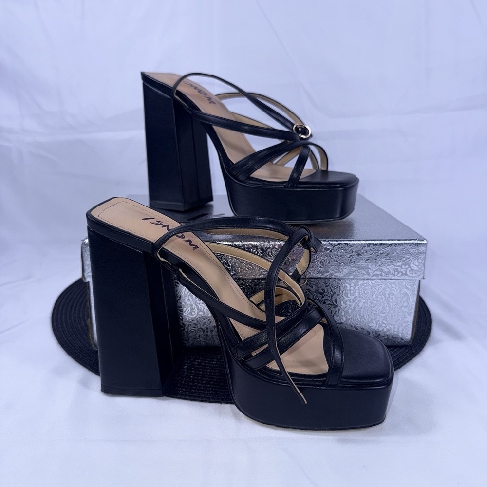 Y2K BRATZ ISNOM Black Platform Chunky Block Heel Sandals Open Square Toe Size 6